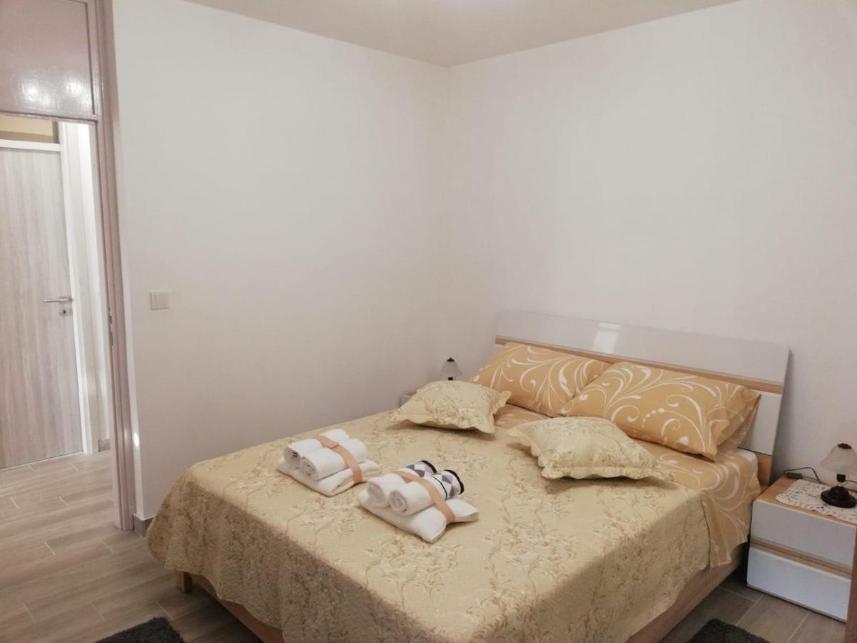 Apartment White Pula Exterior foto